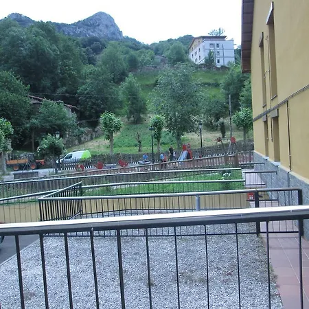 Al Rincon De Emi Daire